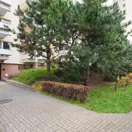 Room, Inflancka 19 Warsaw Exterior photo