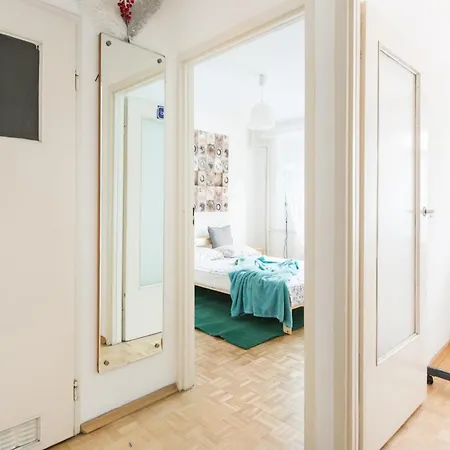 Room, Inflancka 19 Warsaw Exterior photo